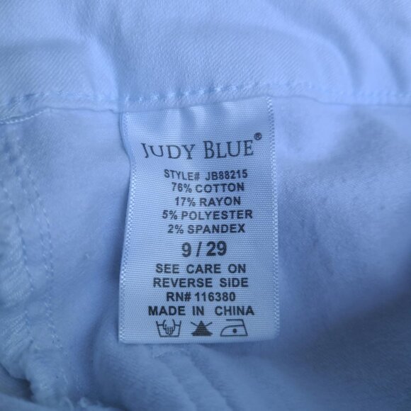 Judy Blue White Flair Fit Button Fly Jeans size 9/29 - Picture 5 of 13
